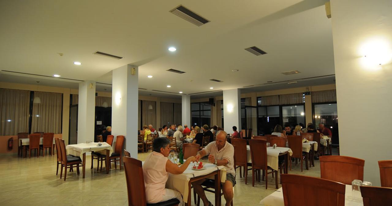 Cleopatra Hotel Kanali  Exteriör bild